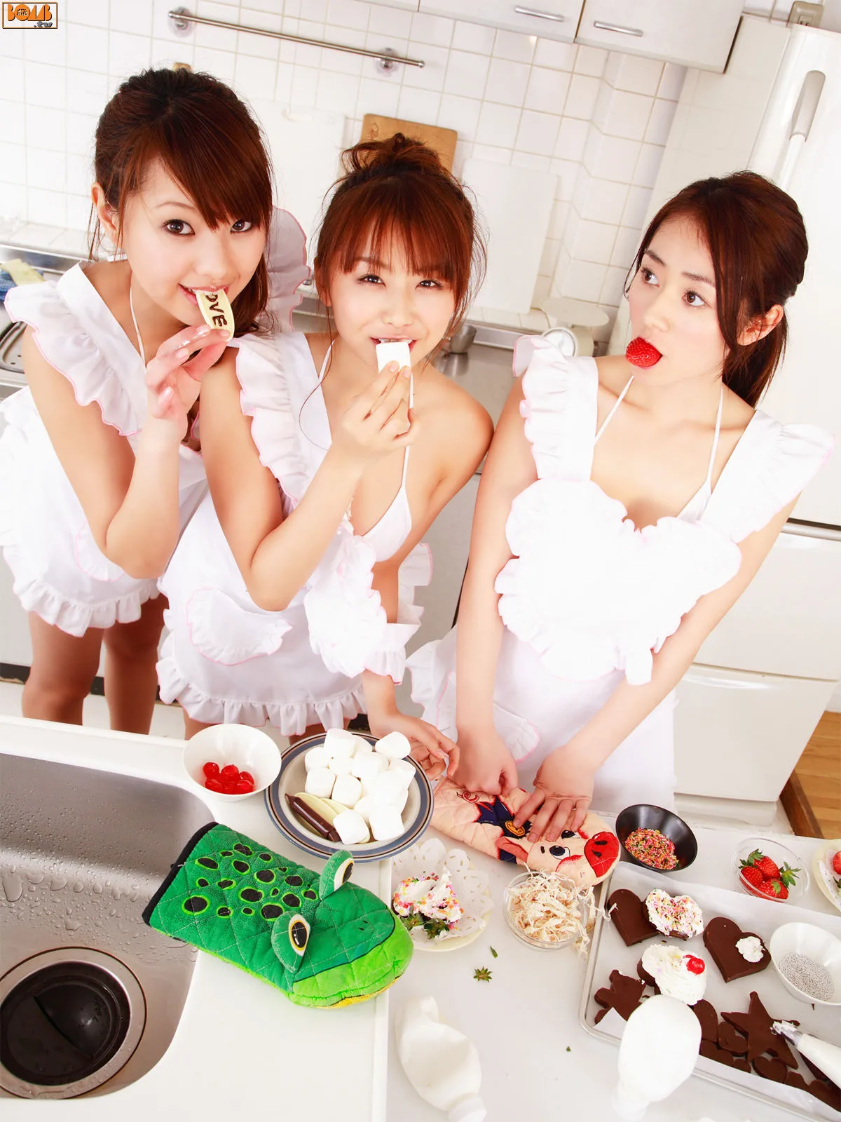 Bom.TV[Momoko Tani, Sayuki Matsumoto, Akina Aoshima, *Vaientine Đặc biệt*] - 13
